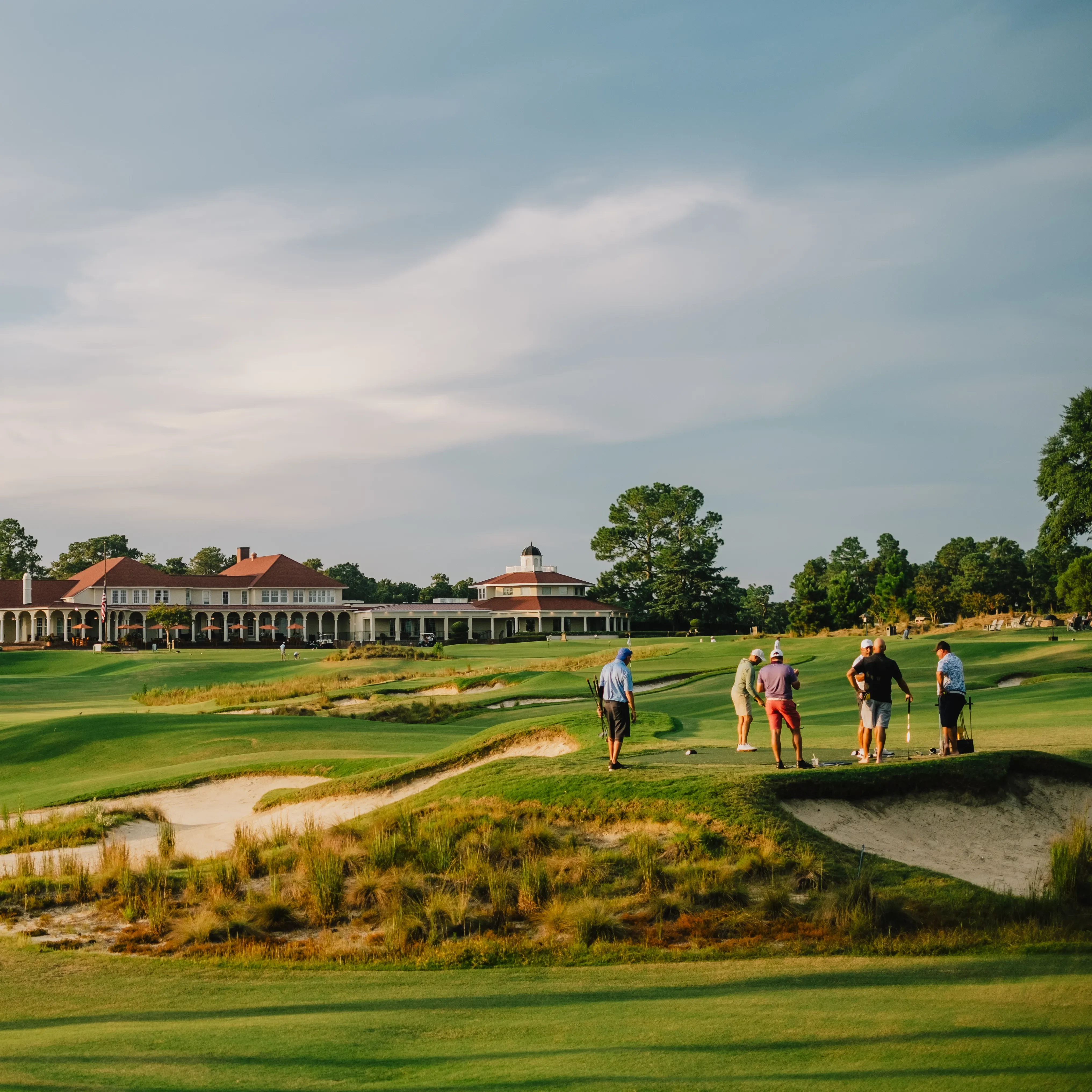 GOLF_CCRH00_CLUBHOUSE_GIBSON_SEPT25_3