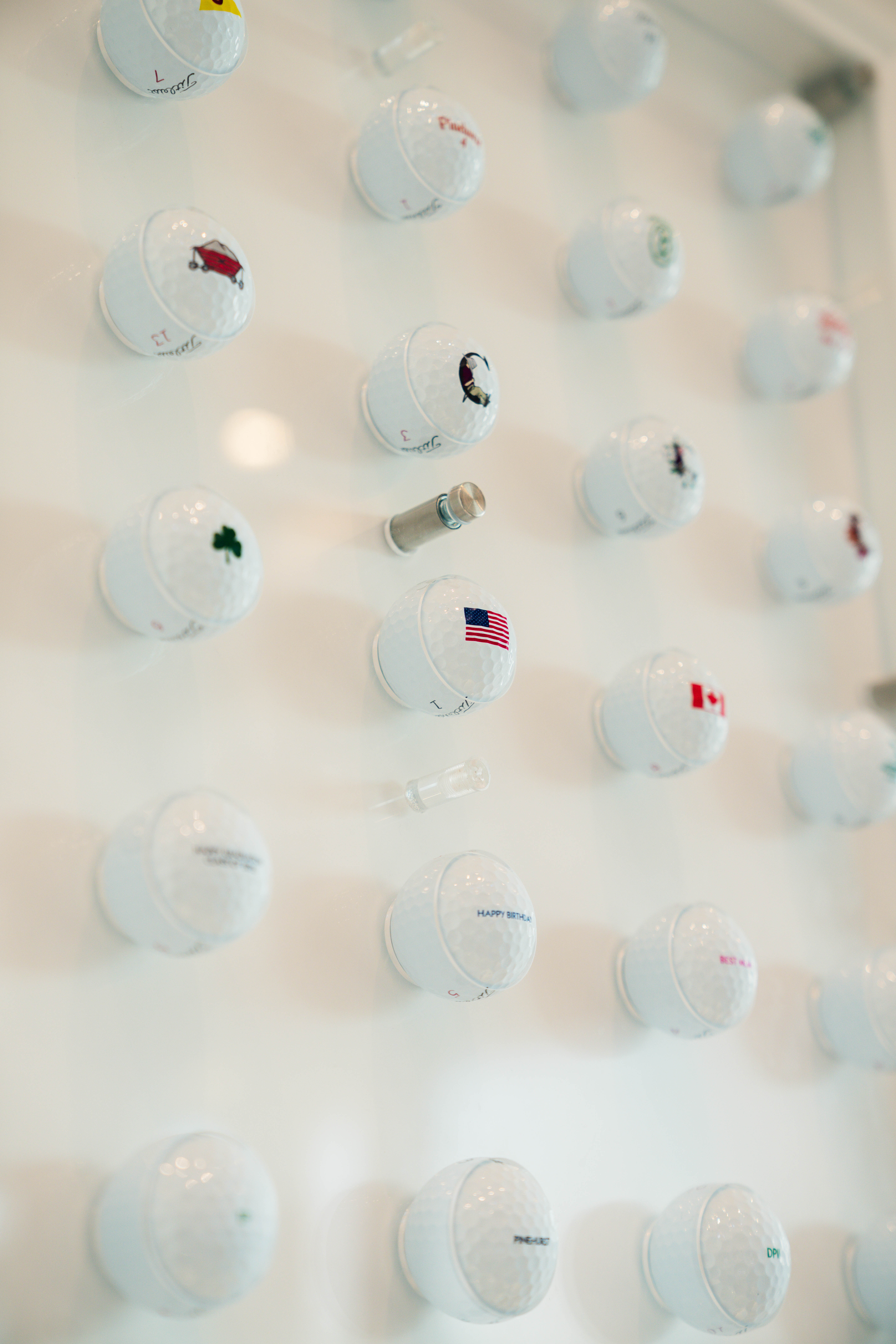 • The most advanced on-demand Titleist golf ball customizer, giving them the opportunity to add a custom logo or personalized text on their golf ball of choice, which will then be printed accordingly on site and in real time. The library of logos includes 11 unique Pinehurst logo designs.