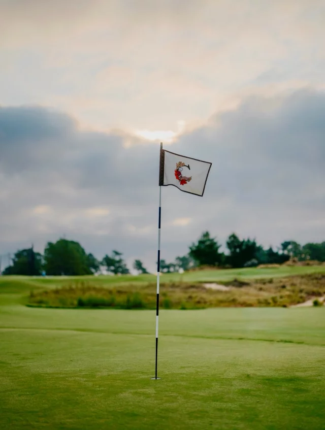 It’s the First Day of Fall • Some are calling it the perfect golf weather 🍂